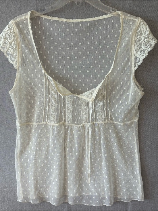 unbranded Tops - Sheer Ivory Lace Dot Boho camisole No size tag, large? Pit to pit 19, length 24.